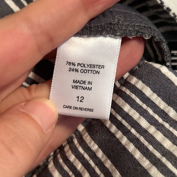 NWT New York & Co Straight Leg Crop Seersucker Pant, Women’s 12 - Picture 6 of 8